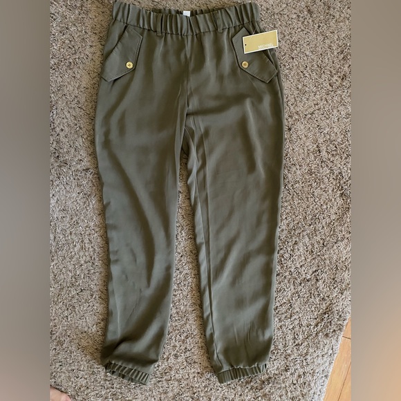 Women’s Michael Kors pants size medium - Picture 2 of 3